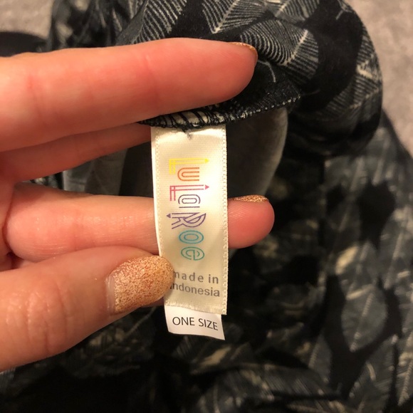 Lularoe Leggings - Picture 2 of 2